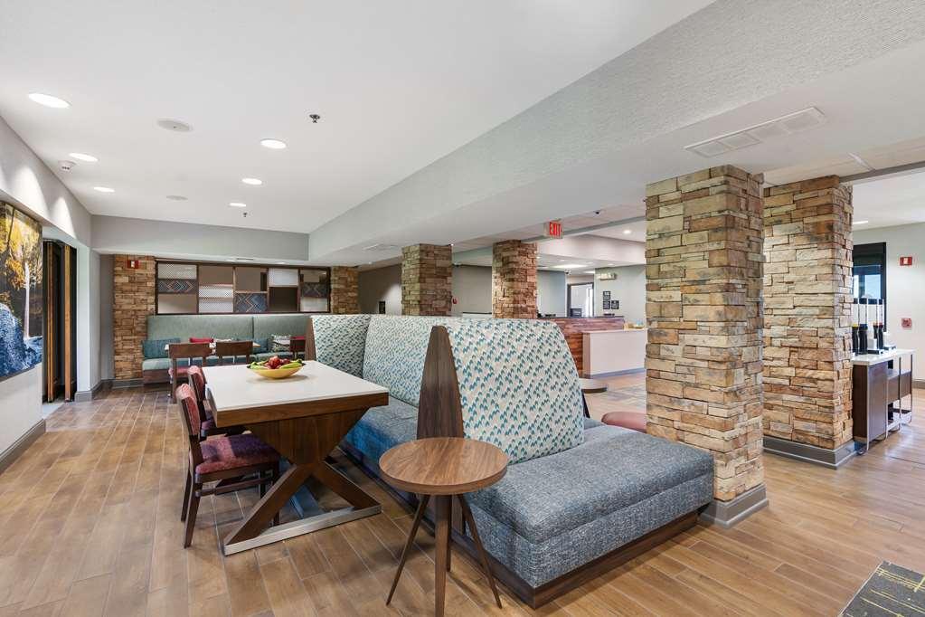 Hampton Inn Ottawa - Starved Rock Area Interior photo