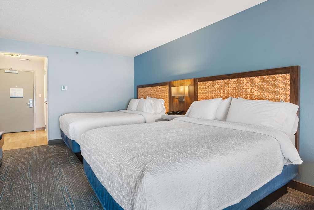 Hampton Inn Ottawa - Starved Rock Area Room photo